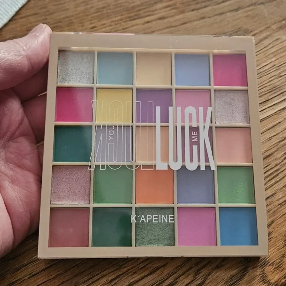 Asian Beauty K'Apeine LUCK Eyeshadow Palette ~ Green Blue Peach Pink Purple Nude